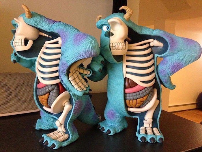 children-cartoon-toy-anatomy-bones-insides-jason-freeny-11