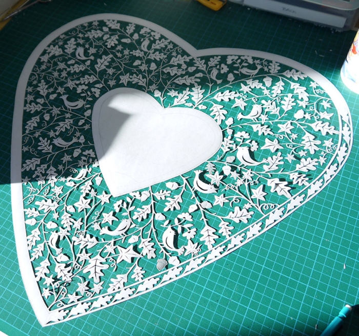traditional-paper-cutting-folk-art-suzy-taylor-17