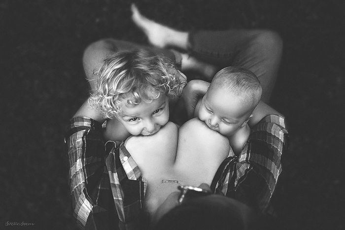social-issues-family-photography-public-breastfeeding-goddess-ivette-ivens-34