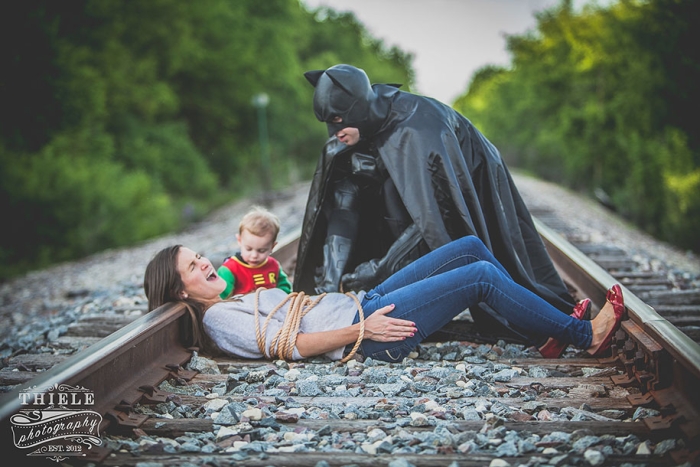 father-son-surprise-batman-robin-photoshoot-eric-thiele-10