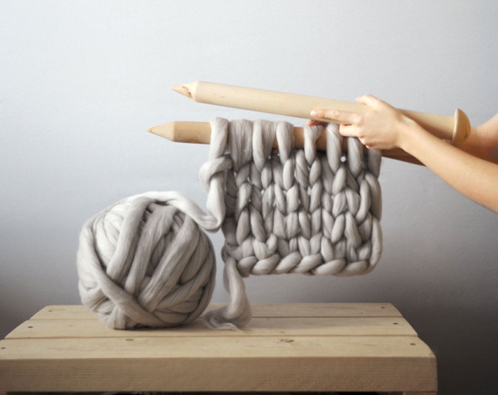 giant-super-chunky-wool-knitwear-blankets-anna-mo-37