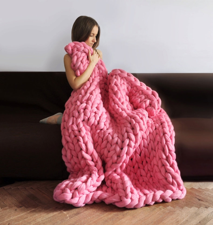giant-super-chunky-wool-knitwear-blankets-anna-mo-47