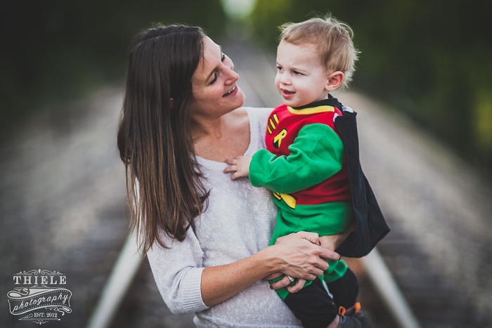 father-son-surprise-batman-robin-photoshoot-eric-thiele-14