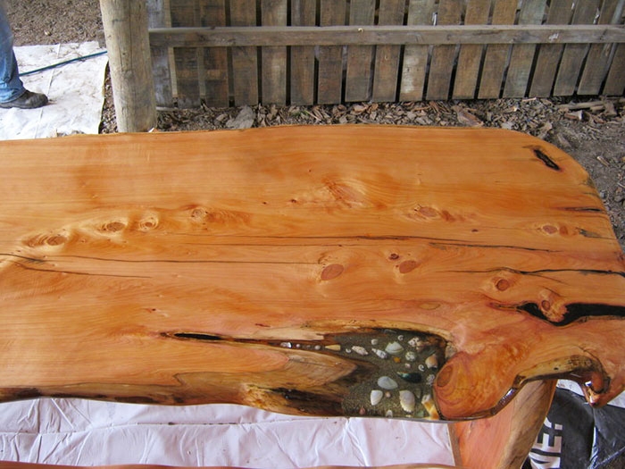 resin-sealife-wood-table-inlay-woodcraft-by-design-2