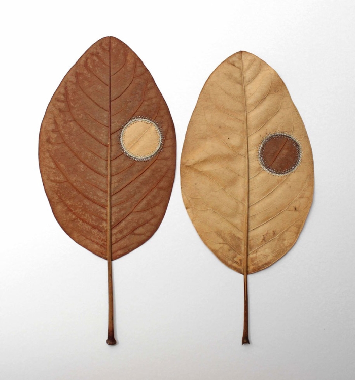 natural-art-leaves-crocheted-leaf-sculptures-susanna-bauer-19