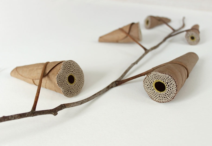 natural-art-leaves-crocheted-leaf-sculptures-susanna-bauer-8