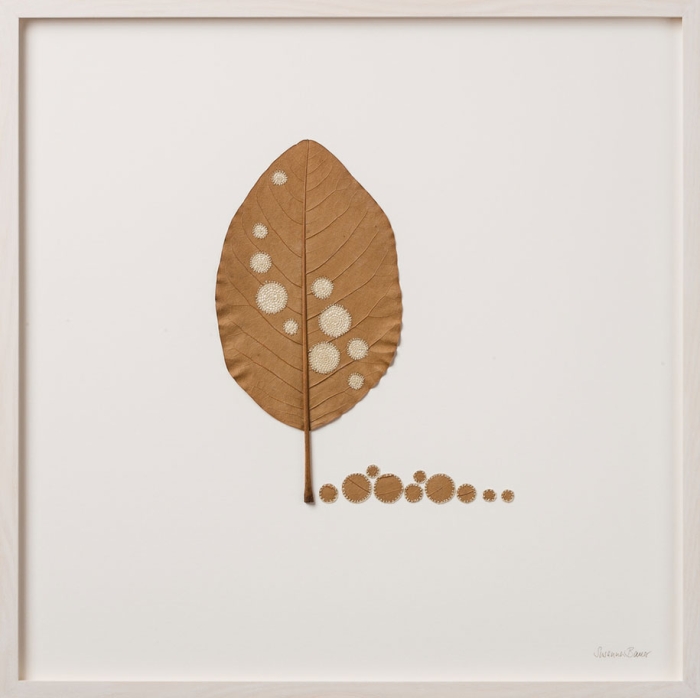 natural-art-leaves-crocheted-leaf-sculptures-susanna-bauer-20
