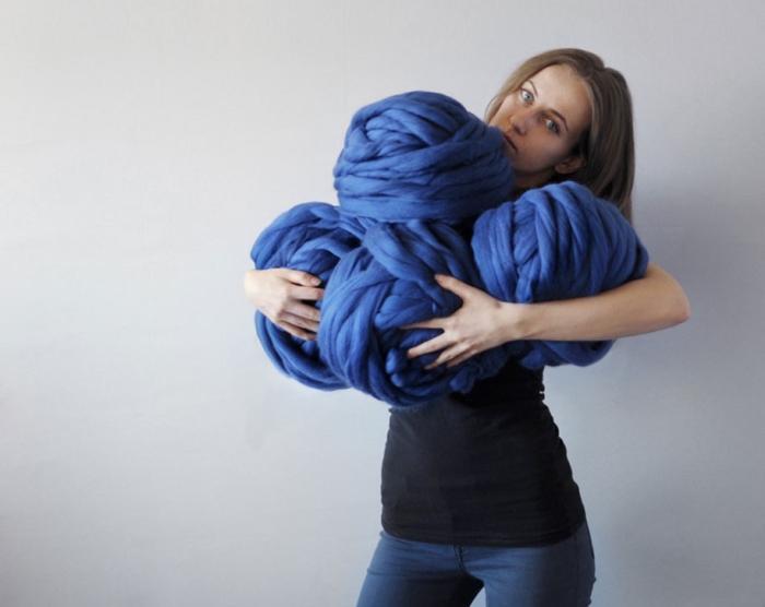 giant-super-chunky-wool-knitwear-blankets-anna-mo-31