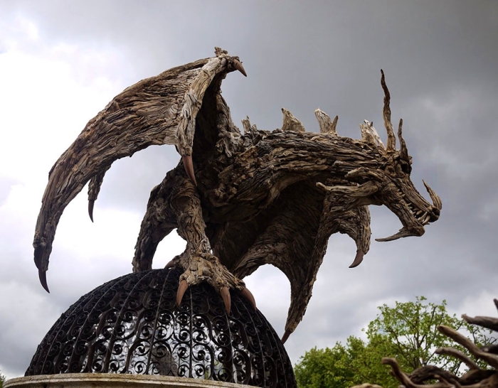sculptures-driftwood-dragon-wyvern-james-doran-webb-10