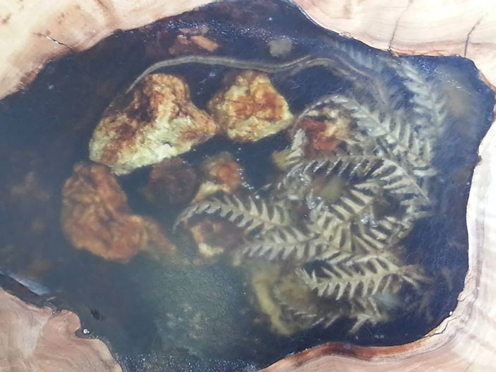 resin-sealife-wood-table-inlay-woodcraft-by-design-11