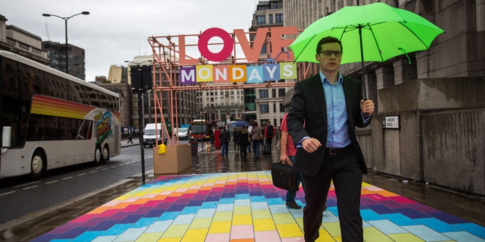 rainbow-london-bridge-love-mondays-spark-your-city-10