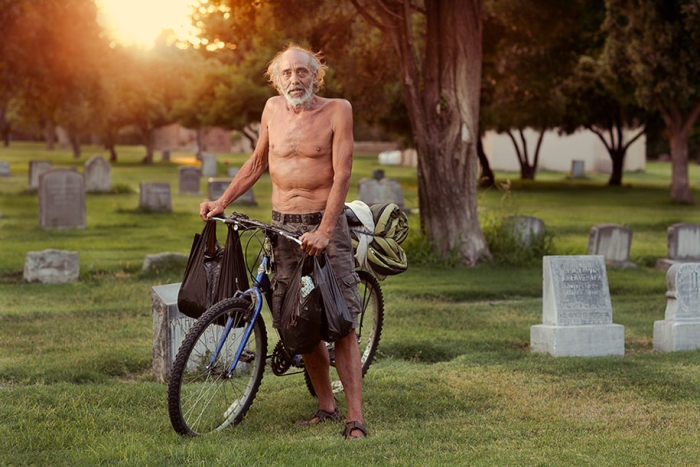 lighting-homeless-portraits-underexposed-aaron-draper-4