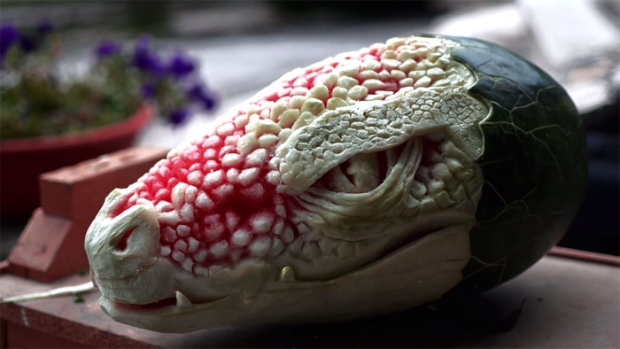 watermelon-carving-dragon-valeriano-fatica-italy-2