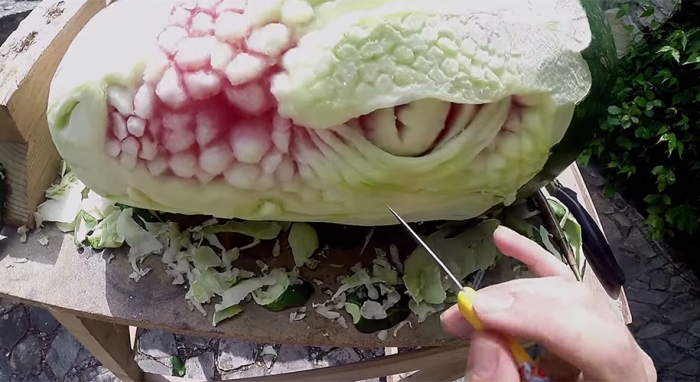 watermelon-carving-dragon-valeriano-fatica-italy-4