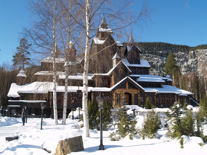 fairytale-photos-nature-architecture-buildings-norway-20