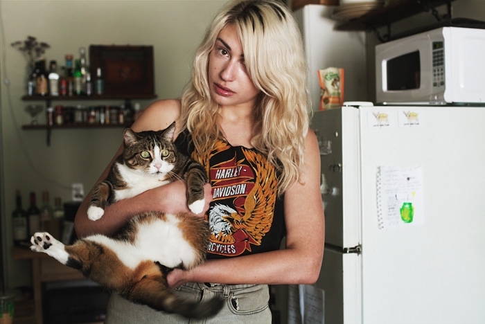 portrait-photography-girls-and-their-cats-brianne-wills-14