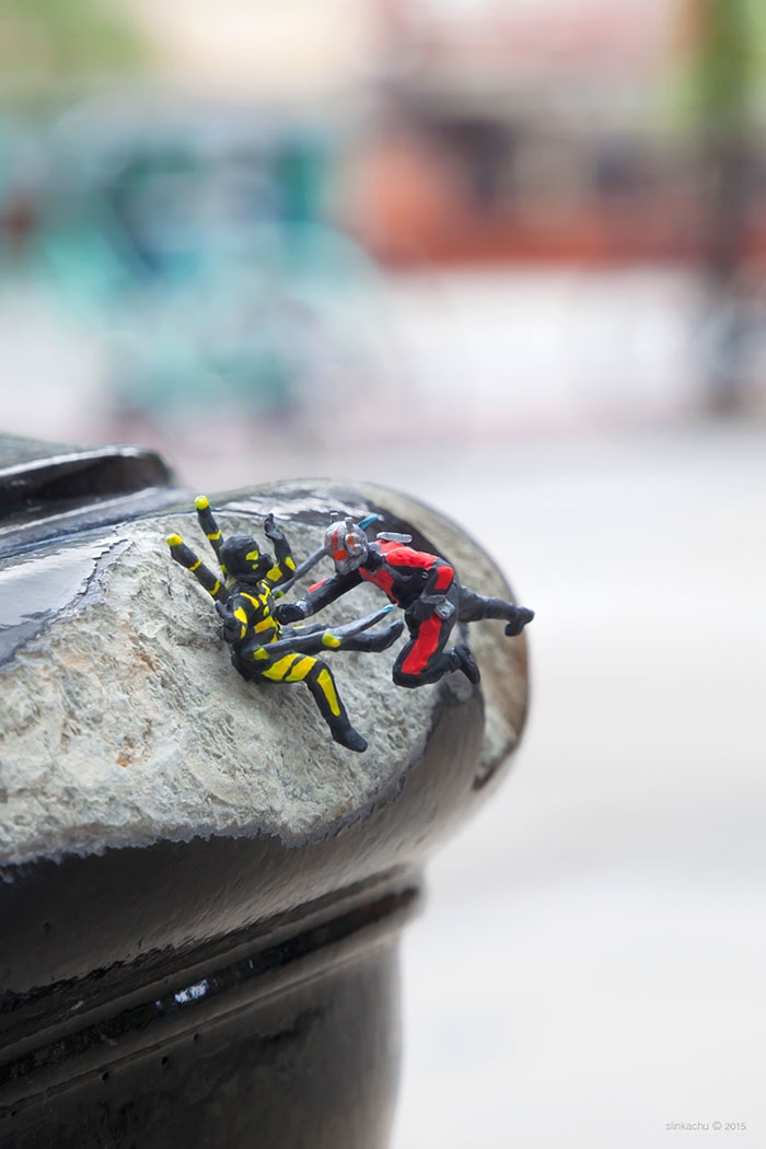 tiny-superhero-model-antman-movie-instalation-slinkachu-4
