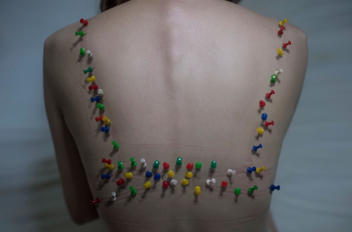 disturbing-woman-photography-yung-cheng-lin-3cm-2