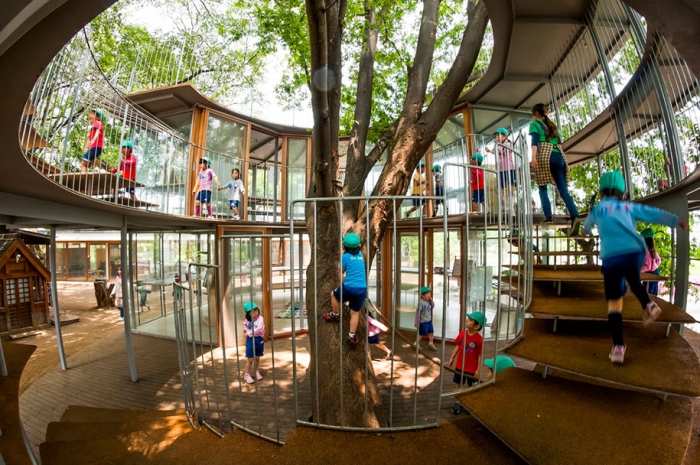 green-architecture-houses-built-around-trees-16