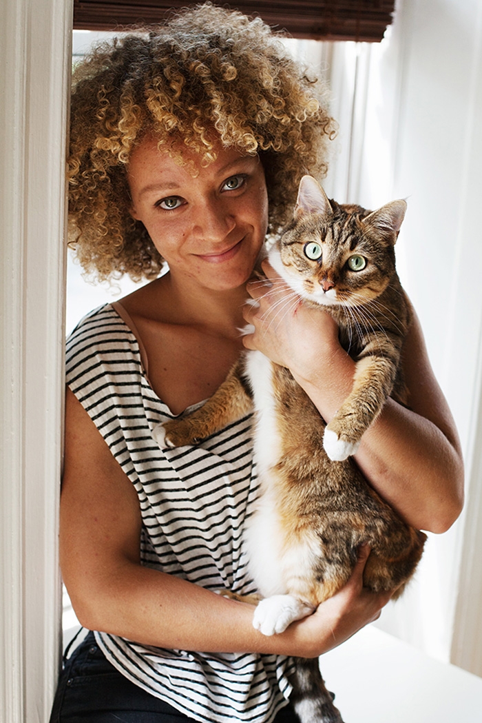 portrait-photography-girls-and-their-cats-brianne-wills-09