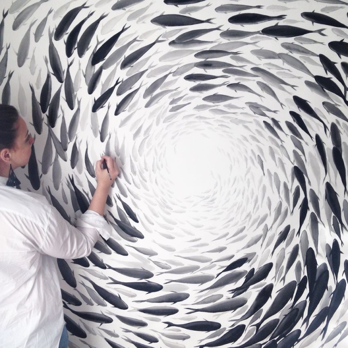 nature-inspired-fish-paintings-porcelain-niharika-hukku-10