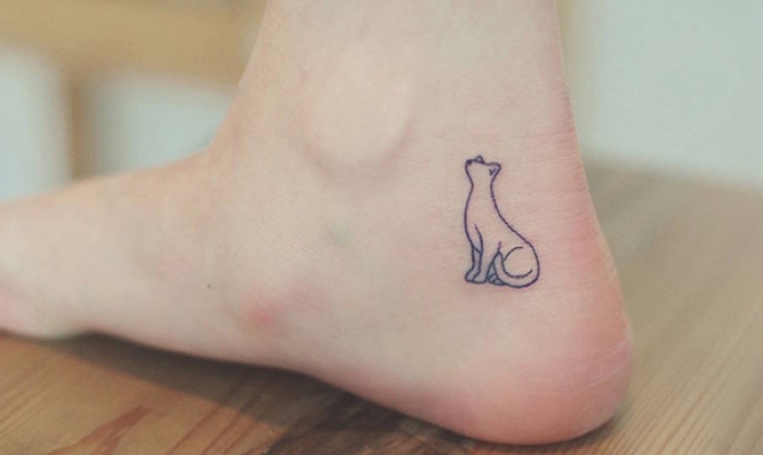 minimalist-animal-cat-tattoos-2