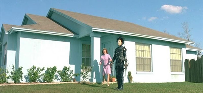 movie-locations-edward-scissorhands-suburb-now-then-pictures-voodrew-4