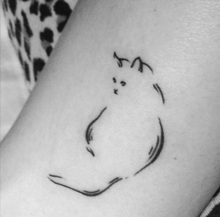minimalist-animal-cat-tattoos-18