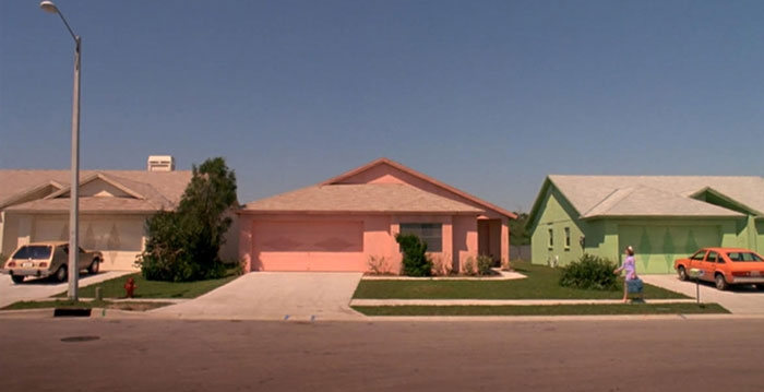 movie-locations-edward-scissorhands-suburb-now-then-pictures-voodrew-3
