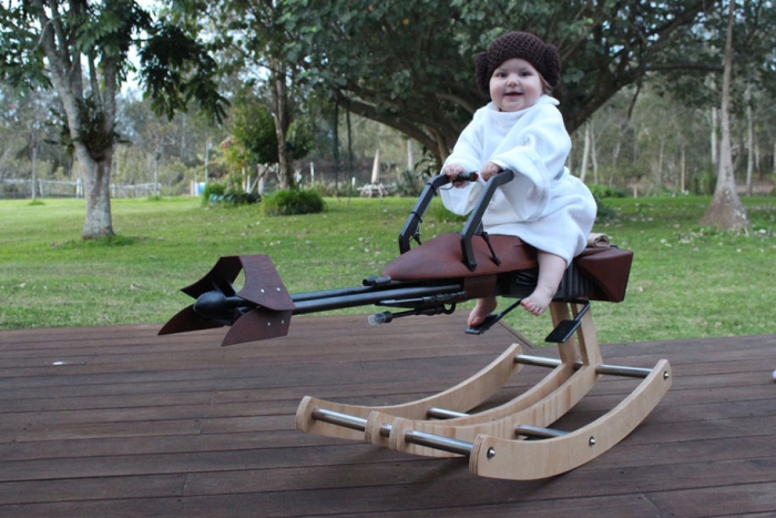 dad-builds-star-wars-speeder-bike-rocking-horse-tez-gelmir-2