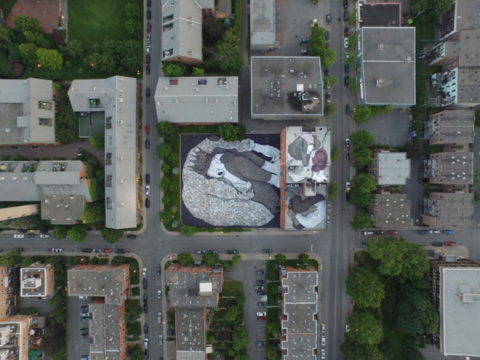 giant-sleeping-rooftop-murals-ella-et-pitr-20