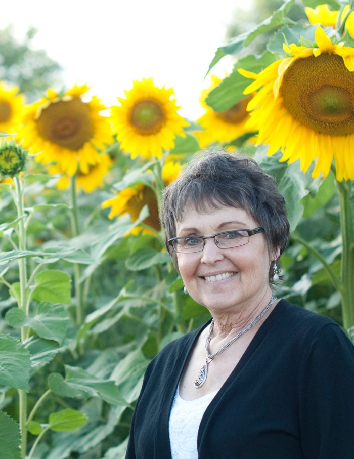 widower-plants-sunflowers-wife-death-cancer-babbettes-seeds-hope-don-jaquish-15