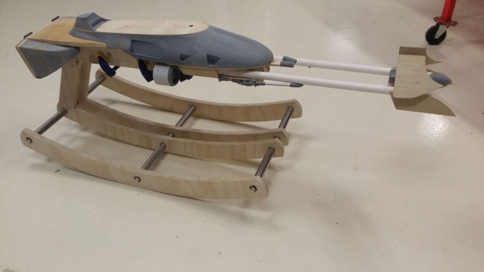dad-builds-star-wars-speeder-bike-rocking-horse-tez-gelmir-6