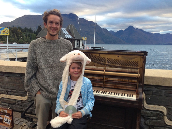 national-geographic-traveler-photo-winner-story-mathias-piano-man-nikola-smernic-2