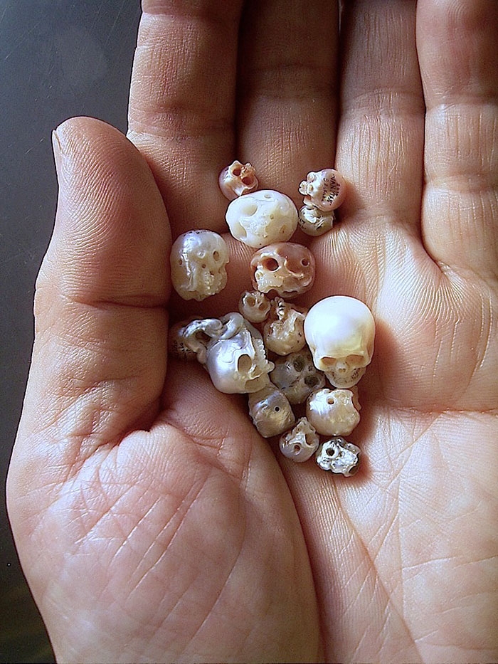 pearls-carved-skulls-shinji-nakaba-4