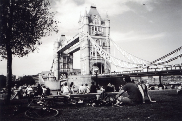 homeless-photography-2016-my-london-calendar-cafe-art-4