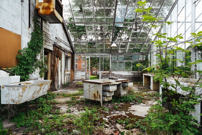 abandoned-mental-hospitals-asylums-jeremy-harris-27