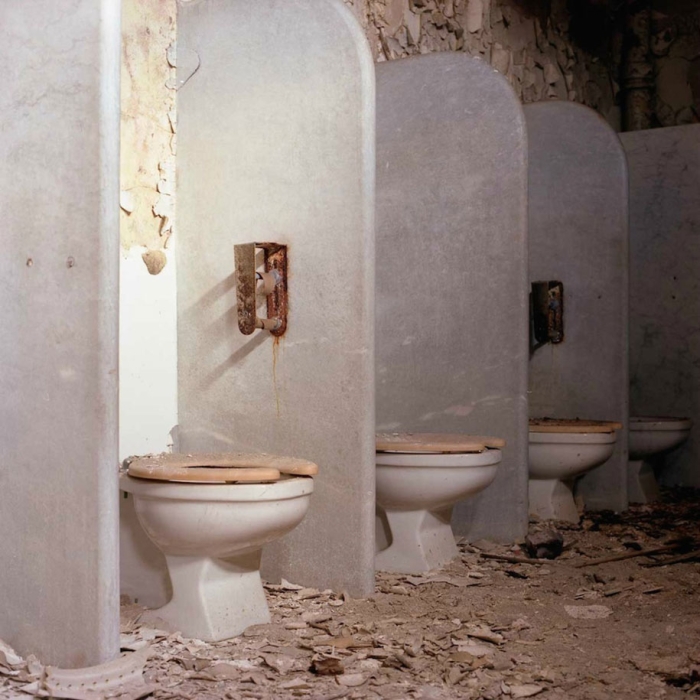 abandoned-mental-hospitals-asylums-jeremy-harris-32