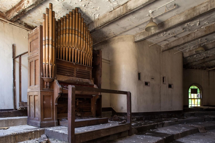 abandoned-mental-hospitals-asylums-jeremy-harris-28