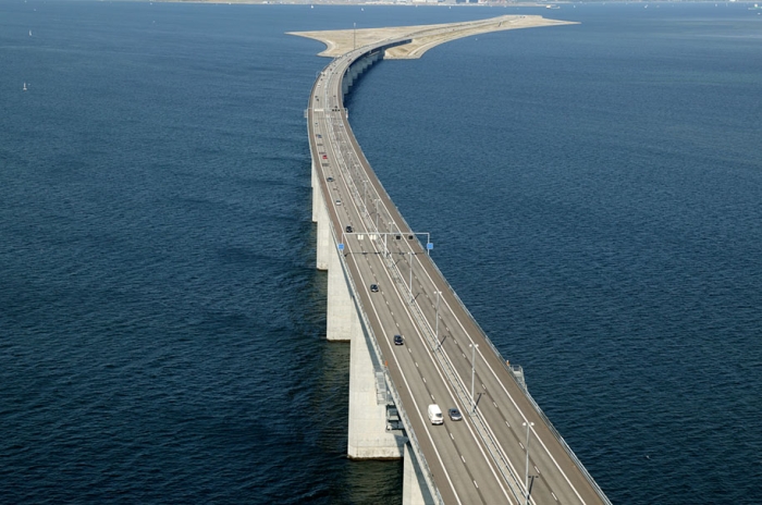 tunnel-bridge-artificial-island-oresund-link-sweden-denmark-56