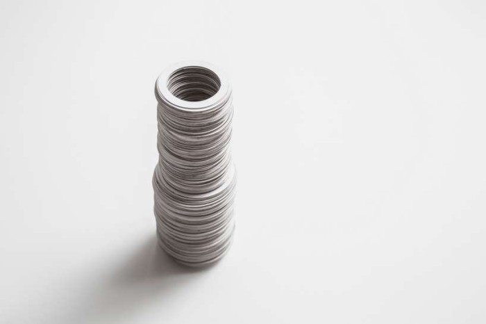 Porcelain Vase by Daniel Hoolahan