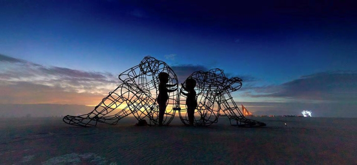 ukrainian-sculpture-burning-man-love-alexander-milov-4
