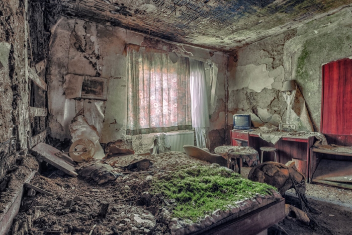 abandoned-decaying-buildings-europe-photography-christian-richter-25