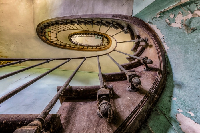 abandoned-decaying-buildings-europe-photography-christian-richter-16