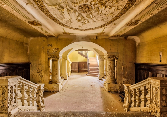 abandoned-decaying-buildings-europe-photography-christian-richter-2