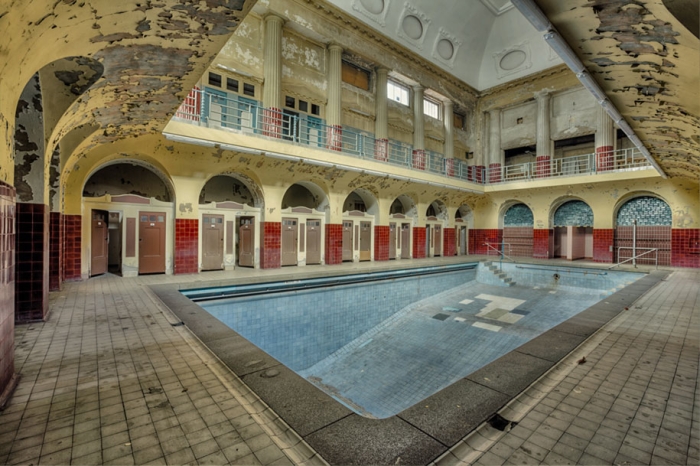 abandoned-decaying-buildings-europe-photography-christian-richter-10
