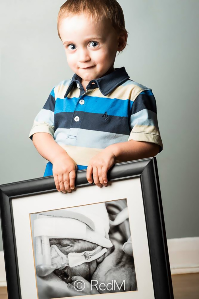 premature-baby-portraits-frame-les-premas-red-methot-21