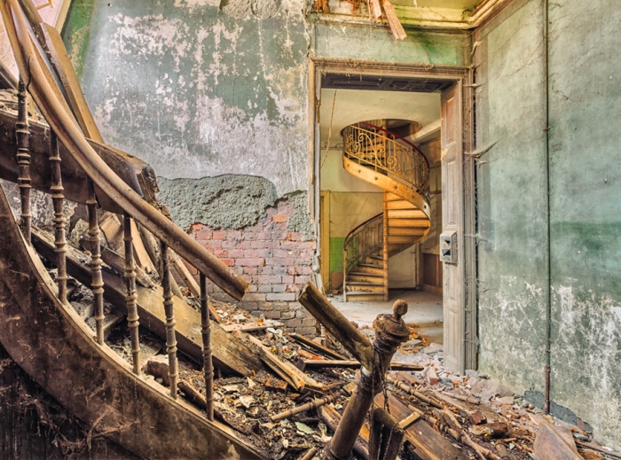 abandoned-decaying-buildings-europe-photography-christian-richter-17