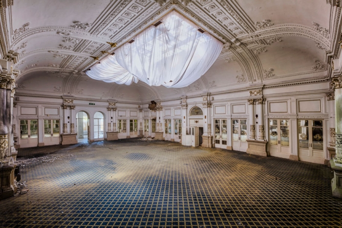abandoned-decaying-buildings-europe-photography-christian-richter-26