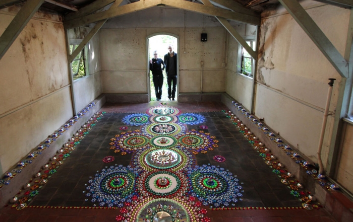 thousand-pieces-kaleidoscopic-installations-suzan-drummen-netherlands-13